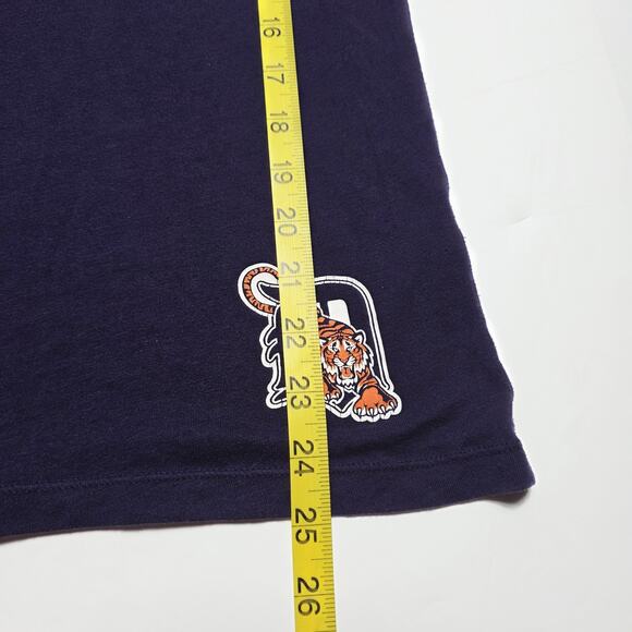 Detroit Tigers Shirt Women X-Small Pink Victoria's Secret MLB Baseball Apparel - Picture 5 of 6